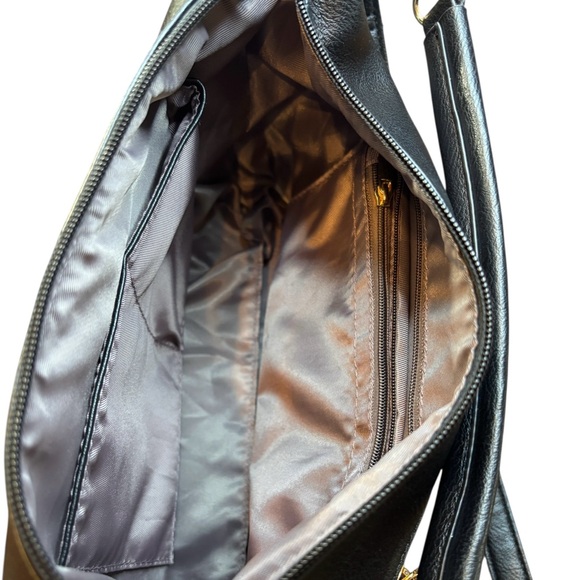 Black Faux Leather Convertible Shoulder Crossbody Bag Gold Hardware - Picture 4 of 11